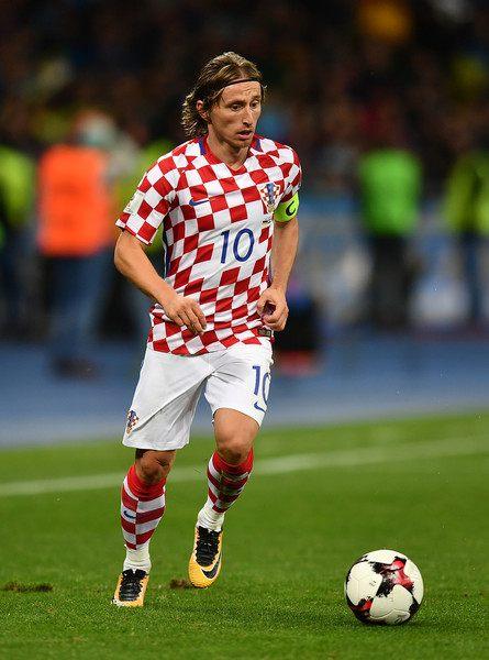 2025年成都混合团体世界杯，中国队卫冕夺冠，日本队以8-2战胜中国香港队，张本美和失一局。